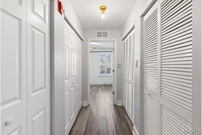 227 W Monroe Avenue #205, Kirkwood, MO 63122 - Photo 13