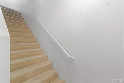 227 W Monroe Avenue #205, Kirkwood, MO 63122 - Photo 9