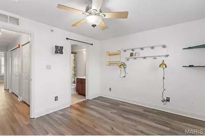 227 W Monroe Avenue #205, Kirkwood, MO 63122 - Photo 17