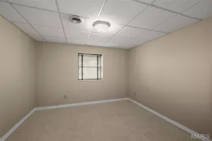 5427 Duchesne Parque Dr, Unincorporated, MO 63128 - Photo 35