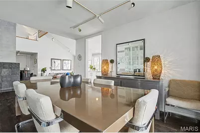 2825 Clayton Forest Court, Town and Country, MO 63131 - Photo 9