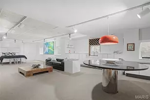 2825 Clayton Forest Ct, Town and Country, MO 63131 - Photo 37