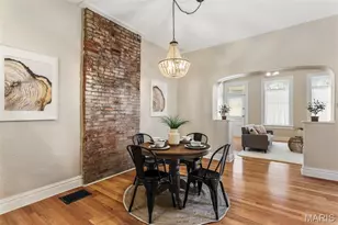 5412 Reber Pl, Saint Louis, MO 63139 - Photo 9