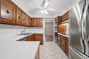 14342 Lake Tahoe Dr, Chesterfield, MO 63017 - Photo 13