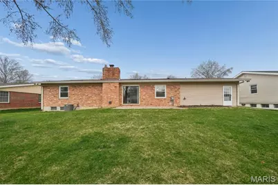 14342 Lake Tahoe Drive, Chesterfield, MO 63017 - Photo 3