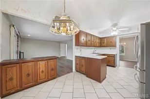 14342 Lake Tahoe Dr, Chesterfield, MO 63017 - Photo 15