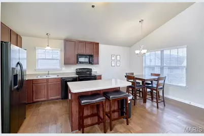 532 Bramblett Hills, O'Fallon, MO 63366 - Photo 9