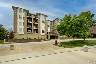 842 N New Ballas Ct, Saint Louis, MO 63141 - Photo 33
