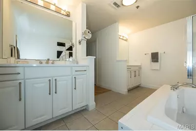 842 N New Ballas Court #103, Saint Louis, MO 63141 - Photo 23