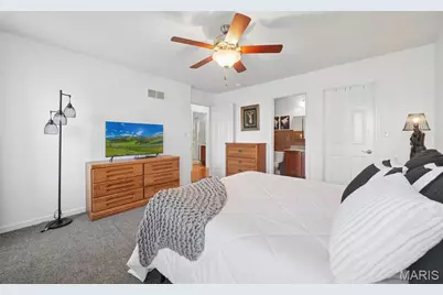 12195 McKelvey Place Drive, Bridgeton, MO 63044 - Photo 15