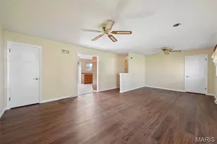 3068 Sedan Dr, Saint Louis, MO 63125 - Photo 5