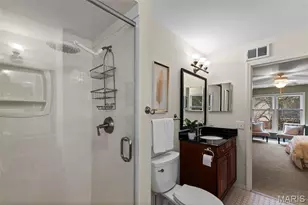 442 Royalwood Dr, Creve Coeur, MO 63141 - Photo 13