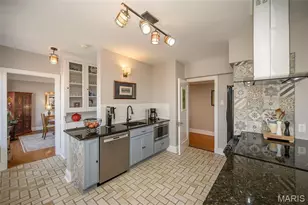 410 N Newstead Ave, Saint Louis, MO 63108 - Photo 11