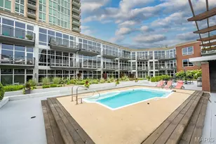 9 N Euclid Ave, Saint Louis, MO 63108 - Photo 27