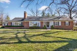 17 Outer Ladue Dr, Frontenac, MO 63131 - Photo 1