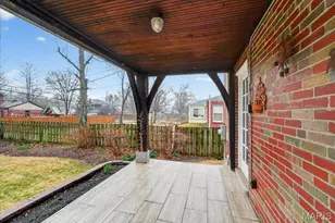 1310 Midland Dr, Saint Louis, MO 63130 - Photo 29