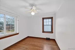 1310 Midland Dr, Saint Louis, MO 63130 - Photo 19