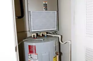 1251 Strassner Dr, Brentwood, MO 63144 - Photo 19