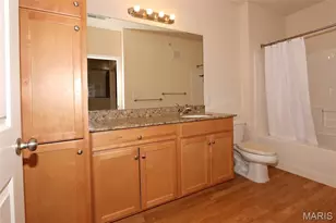 1251 Strassner Dr, Brentwood, MO 63144 - Photo 17