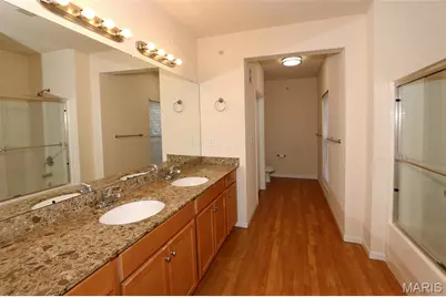 1251 Strassner Drive #2301, Brentwood, MO 63144 - Photo 11