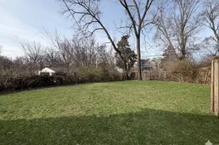 7049 Melrose Ave, University City, MO 63130 - Photo 29