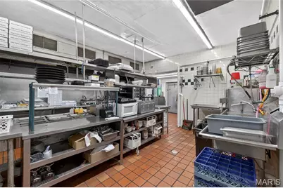 8713 Gravois Road, Affton, MO 63123 - Photo 43