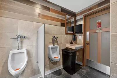 8713 Gravois Road, Affton, MO 63123 - Photo 57