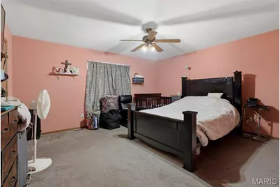 4401 Sherman Park Drive, Saint Charles, MO 63303 - Photo 7