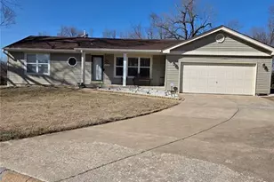 10151 Isabelle Pl, Saint Ann, MO 63074 - Photo 1