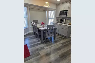 10151 Isabelle Place, Saint Ann, MO 63074 - Photo 7