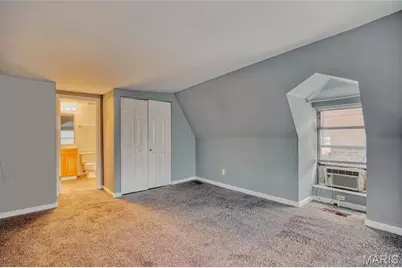 4390 McPherson #A- 2nd floor, Saint Louis, MO 63108 - Photo 15