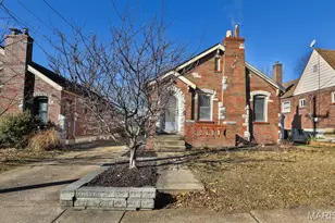 1109 North and South Rd, Saint Louis, MO 63130 - Photo 1