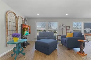 1233 Hudson Hills Dr, Saint Louis, MO 63135 - Photo 5