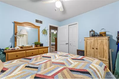 102 Laura Street, Farmington, MO 63640 - Photo 15