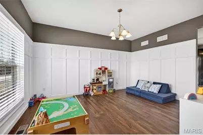 303 Hidden Bluffs Court, Lake Saint Louis, MO 63367 - Photo 5