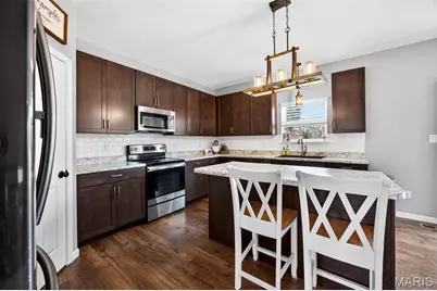 303 Hidden Bluffs Court, Lake Saint Louis, MO 63367 - Photo 9