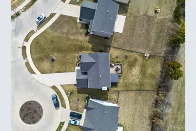 303 Hidden Bluffs Court, Lake Saint Louis, MO 63367 - Photo 55