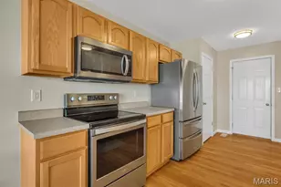 333 Wild Oak Dr, O'Fallon, MO 63368 - Photo 11