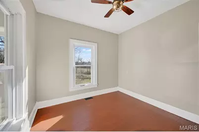 27015 Highway Yy, Lebanon, MO 65536 - Photo 11