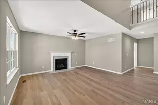 10 Wild Ridge Manor Ct, Florissant, MO 63033 - Photo 3