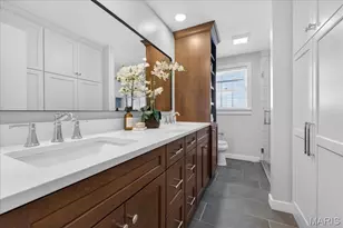 5 Clerbrook Ln, Ladue, MO 63124 - Photo 27