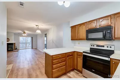 12944 Bryce Canyon Drive #B, Maryland Heights, MO 63043 - Photo 11