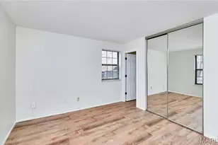 12944 Bryce Canyon Dr, Maryland Heights, MO 63043 - Photo 27
