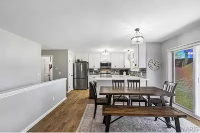 35 Bay Hill Drive, Saint Peters, MO 63366 - Photo 9