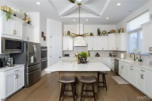 213 Westleigh Ct, Wentzville, MO 63385 - Photo 7