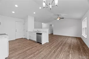 1011 Samwise St, Wright City, MO 63390 - Photo 9