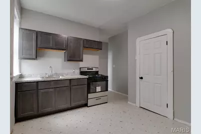 1402A Granville Place, Saint Louis, MO 63112 - Photo 13