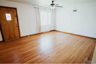 1080 Rainbow Drive, Saint Louis, MO 63125 - Photo 7