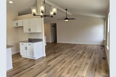 360 Dry Fork Crossing, Warrenton, MO 63383 - Photo 5