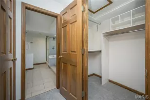 16401 Wilson Farm Dr, Chesterfield, MO 63005 - Photo 35